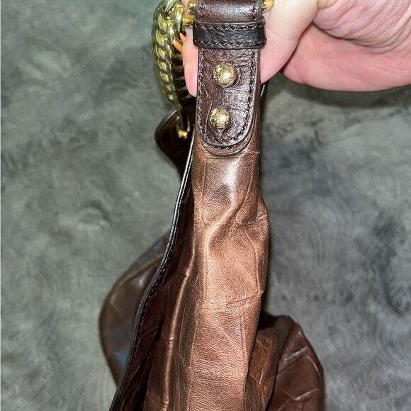 Badgley Mischa large crocodile hobo bag flap/magnetic close - Picture 5 of 14